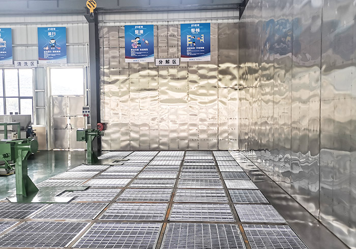 零部件分解&清洗区域